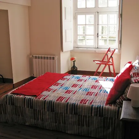 Hostel Johnie's Place & *