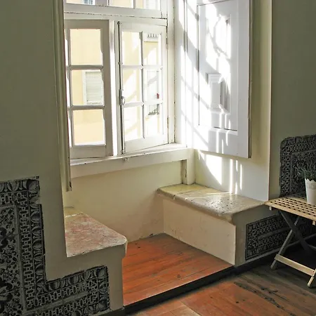 Johnie's Place & Lisbon