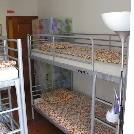 Hostel Johnie's Place & Lisbon