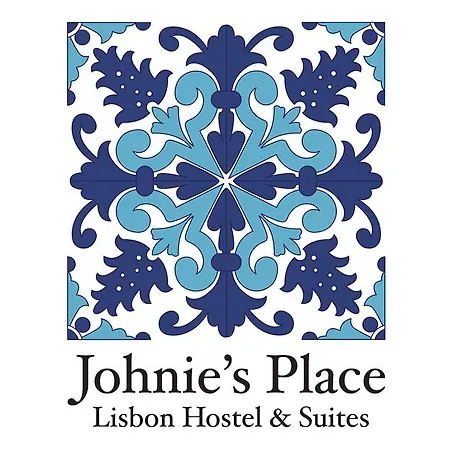 Johnie's Place & Hostel