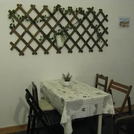 Johnie's Place &