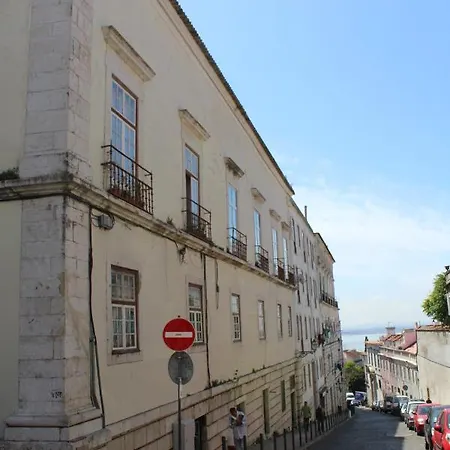 Johnie's Place & Hostel